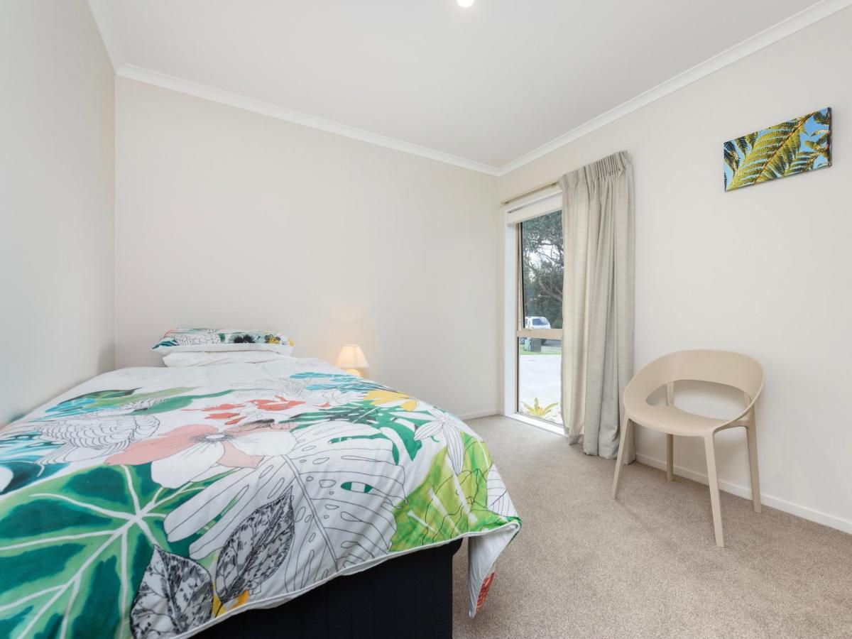Modern Beach Break - Waihi Beach Holiday Home Luaran gambar