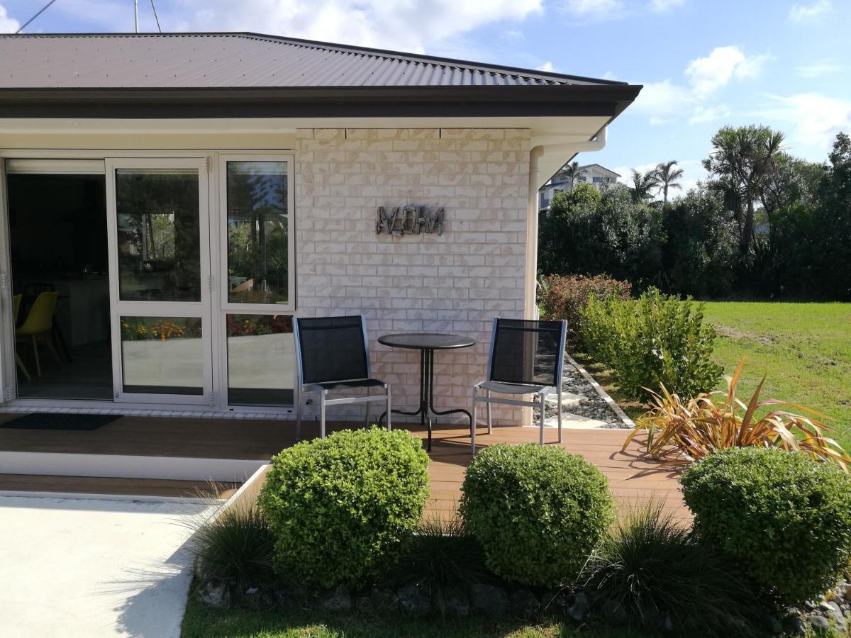 Modern Beach Break - Waihi Beach Holiday Home Luaran gambar